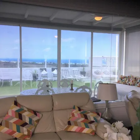 Вилла Costa Teguise 3 Bed Villa With Sea View On The Golf Estate Тегисе