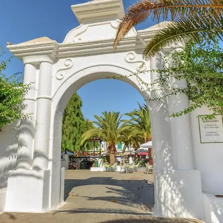Вилла Costa Teguise 3 Bed Villa With Sea View On The Golf Estate