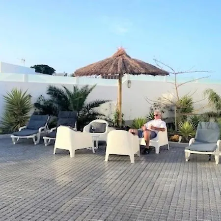 Costa Teguise 3 Bed Villa With Sea View On The Golf Estate * Тегисе