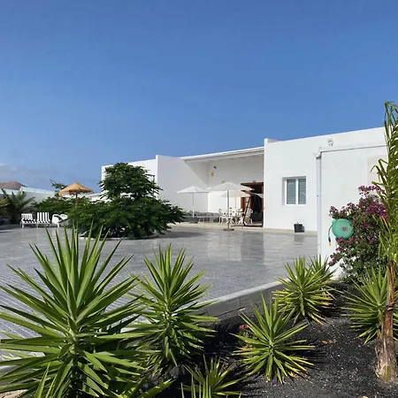 Costa Teguise 3 Bed Villa With Sea View On The Golf Estate Тегисе