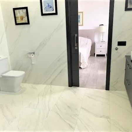 Вилла Costa Teguise 3 Bed Villa With Sea View On The Golf Estate